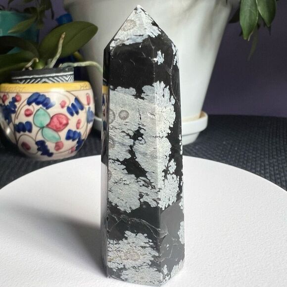 Snowflake Obsidian Crystal Tower (#6) - Picture 5 of 9